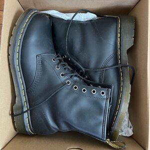 Doc Marten 1460 W boot